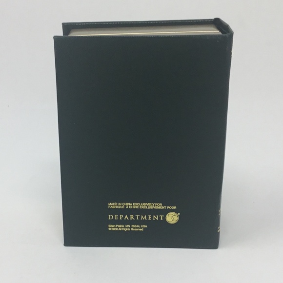 Snowbabies Mini Ornament “Pretty As a Picture” from 2000 - Picture 7 of 7